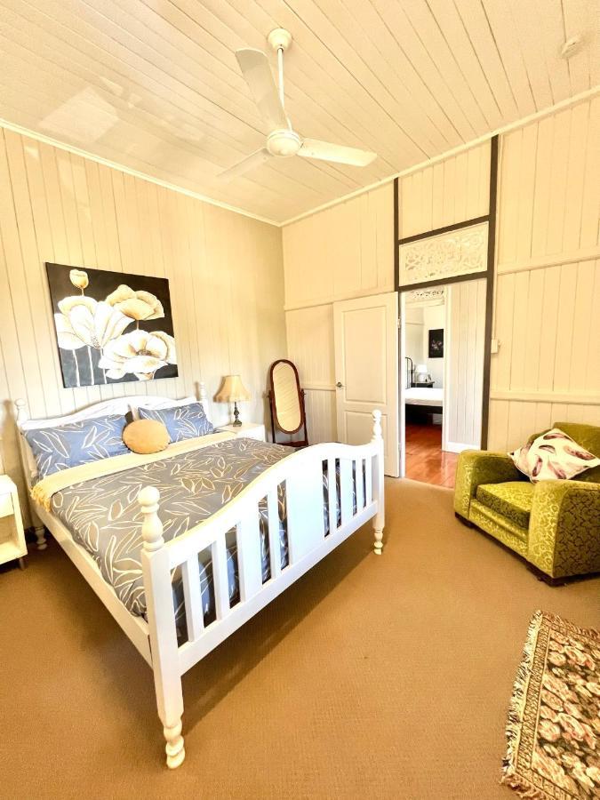 Childers Charmer With Aircon, Wifi & Modern Luxuries Exterior photo