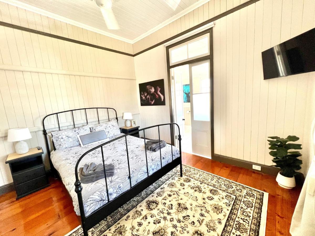 Childers Charmer With Aircon, Wifi & Modern Luxuries Exterior photo